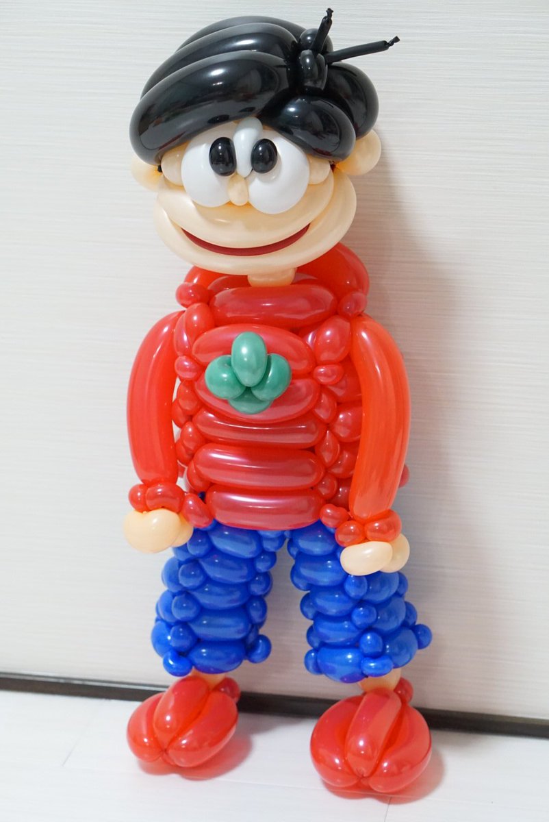 オーヤマ Twitter પર ありがとうございます 今回は顔パーツシール使わずに全部風船で作ったのでおそ松さんに見えるか不安だった