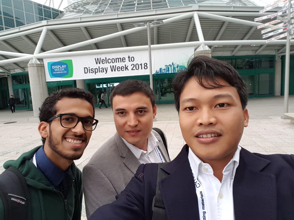 Quantum_S_'s tweet image. QUANTUM SOLUTIONS participated in #DisplayWeek18, Los Angeles, May 22-24: exhibition, symposium and investor conference. It was the best event for display industry: &amp;gt; 45,000 attendees, &amp;gt; 500 industrial companies and universities and &amp;gt; 250 exhibitors: @Quantum_S_ in @DisplayWeek