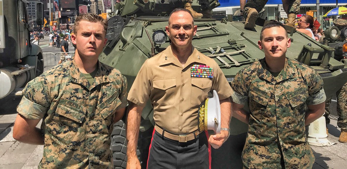 2dMarDiv's tweet photo. What better day to enter the Twitterverse. #MemorialDayWeekend2018 #FleetWeekNY #WeRemember https://t.co/QsVahnPoZJ