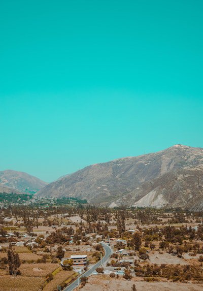 Photo By Orlando Leon | Unsplash 
 #advertising_insta #advertisingphotographer #onlineadvertising #freeadvertising #outdooradvertising