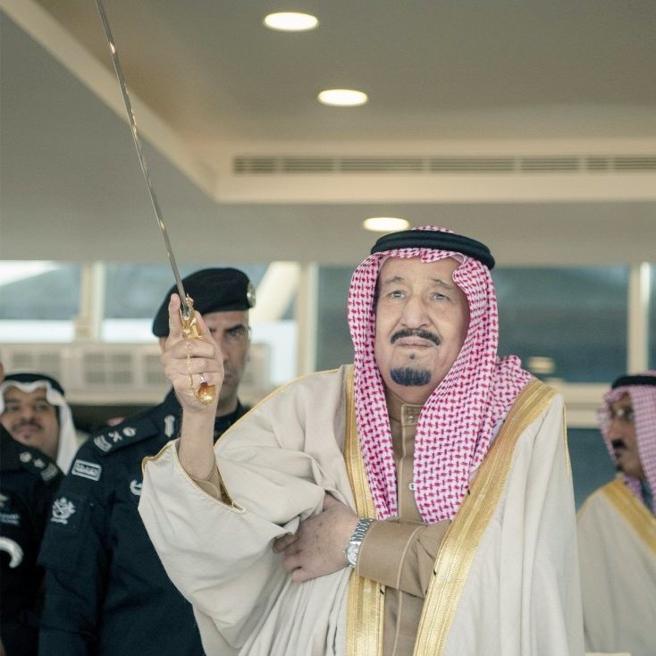 alamar201's tweet photo. #الحوثي_يستسلم

هذا المليك اللي له الملك يختال
عاش المليك وعاش منهو وليّه https://t.co/Jn2gTgegiD