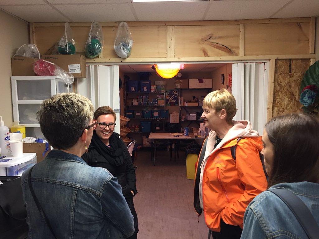 JackLaytonChair's tweet photo. #harmreduction #safeinjection #ryersonfacultyofarts  #ryersonfcs #laytonchair #tops visit to Toronto Overdose Prevention Society Moss Park Safe Injection Site to talk to Leigh Chapman with Cathy Crowe Kim Bailey and Alannah Fricker https://t.co/BqhM7vaVLQ