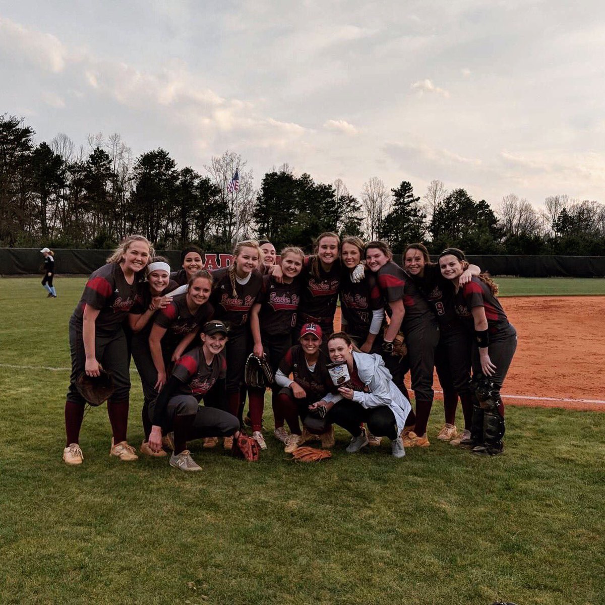 BHHS Softball tweet media