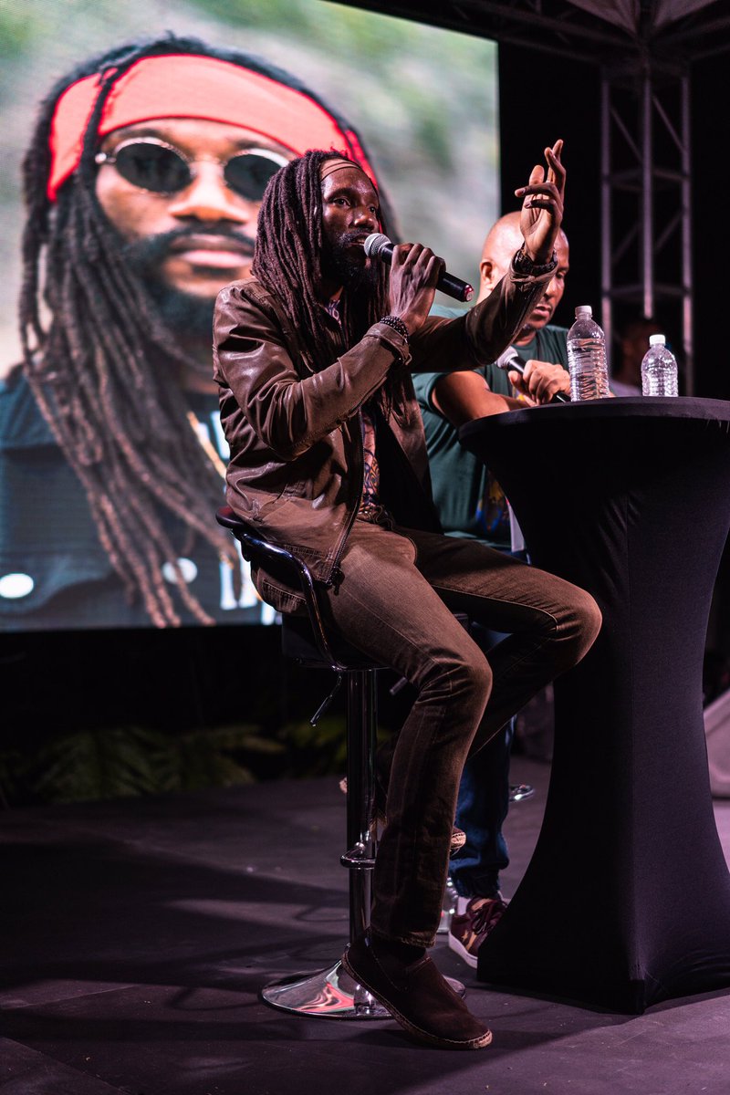 Kabakapyramid's tweet photo. Kontraband Album Launch was PERFECTION 🙏🏾🙏🏾🙏🏾🙏🏾🙏🏾
T H A N K • Y O U 
@bebblerock @damianmarley @GYIINTL @HeadlineJamaica @DebbieBissoon @ZjRush @zjliquid @exmixah ✊🏾✊🏾✊🏾✊🏾✊🏾
📷 @RAdiantSun9 https://t.co/rANJ5fKdNB