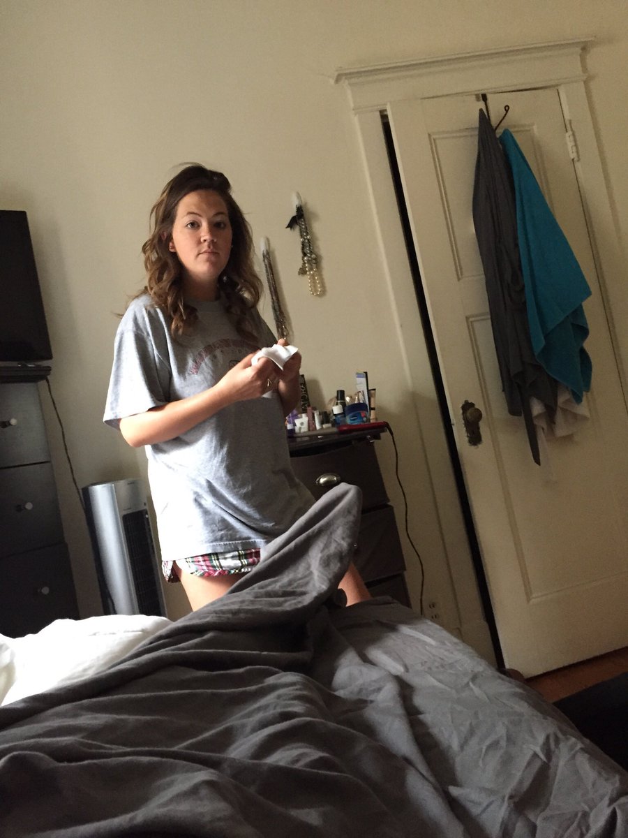 ElizabethEsslin's tweet photo. #fireplaceinn #upshow https://t.co/b98shz0R4F