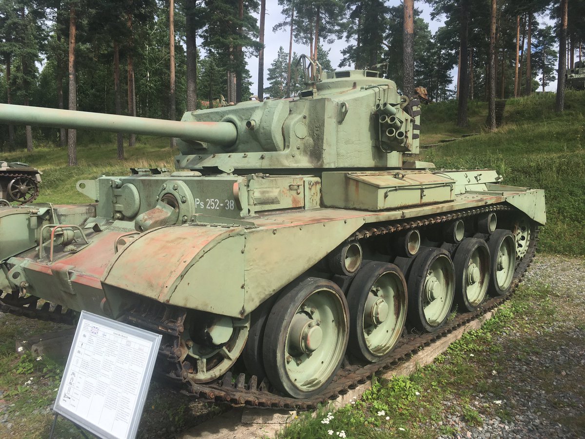 バラライカ宮崎 パロラ戦車博物館の英国面 コメットとチャリオティア Tlをフィンランドで埋め尽くす会