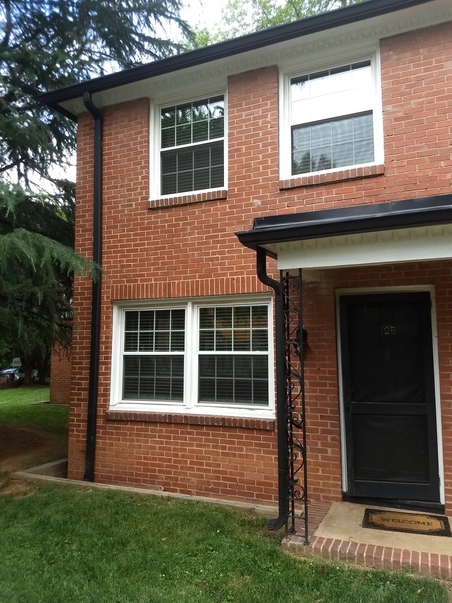 JellyTreeCLT's tweet image. Jelly Tree is closing on a townhome to rent this week. We need a great new tenant!  zillow.com/homedetails/20…