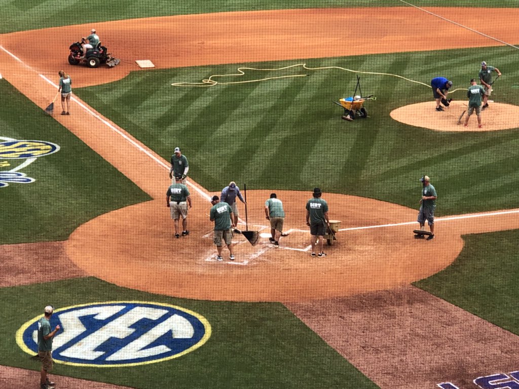 Shout out to the great work of the @SEC Baseball Tournament Grounds Crew! It wouldn’t happen without you! #ItJustMeansMore