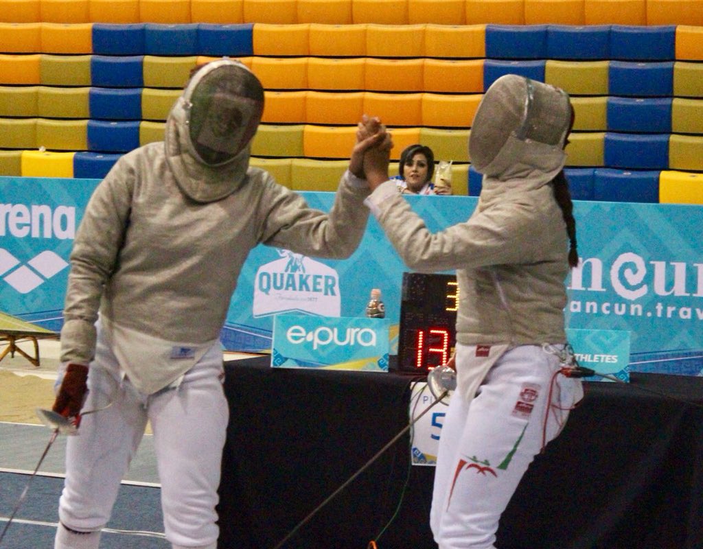 conadeoficial's tweet photo. #NJ2018 Con elegancia, porte, tenacidad y coraje dieron inicio las competencias de Esgrima en el Nacional Juvenil, en el Poliforum Benito Juárez, en Cancún, Quintana Roo. https://t.co/ztJ4fScfOM https://t.co/hMkX7flVn9