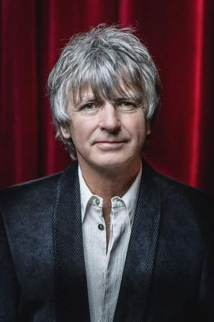 Happy birthday Neil Finn. 