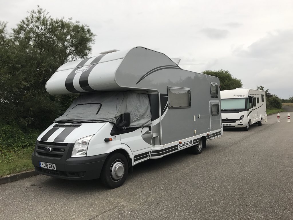 STOLEN FROM SOLIHULL OVERNIGHT REG YJ10DXM PLEASE RT OR CONTACT IF SEEN