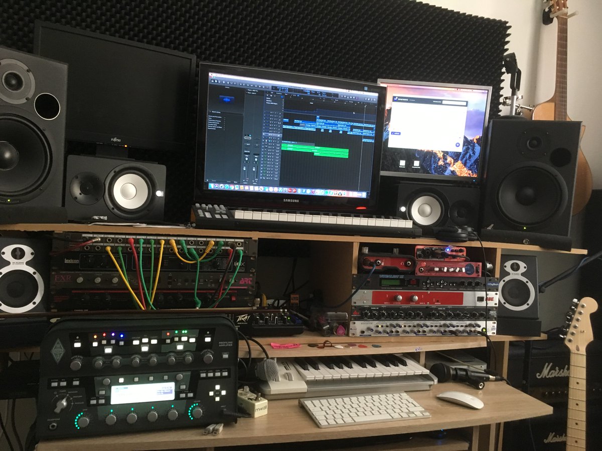 velinpenev's tweet image. #reference4studio