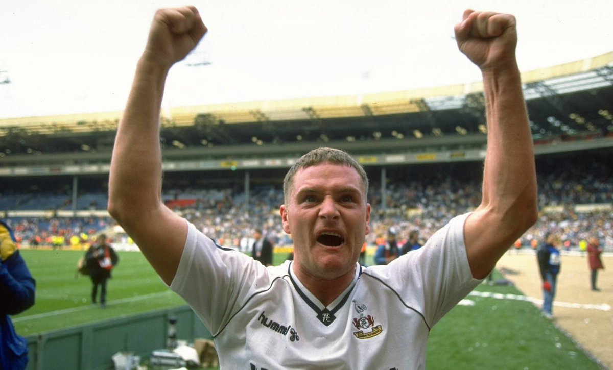 SpursOfficial's tweet photo. Happy birthday, @Paul_Gascoigne8! 🎉🎂🙌

#COYS https://t.co/4YHnRHvJfP