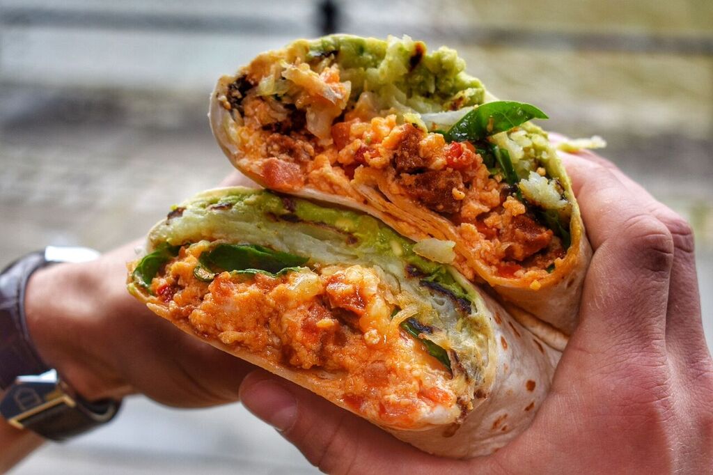 Pls rt: Open from 10am for your bank holiday Breakfast/Brunch! Come along and give it a go! Super tasty! #WDYT