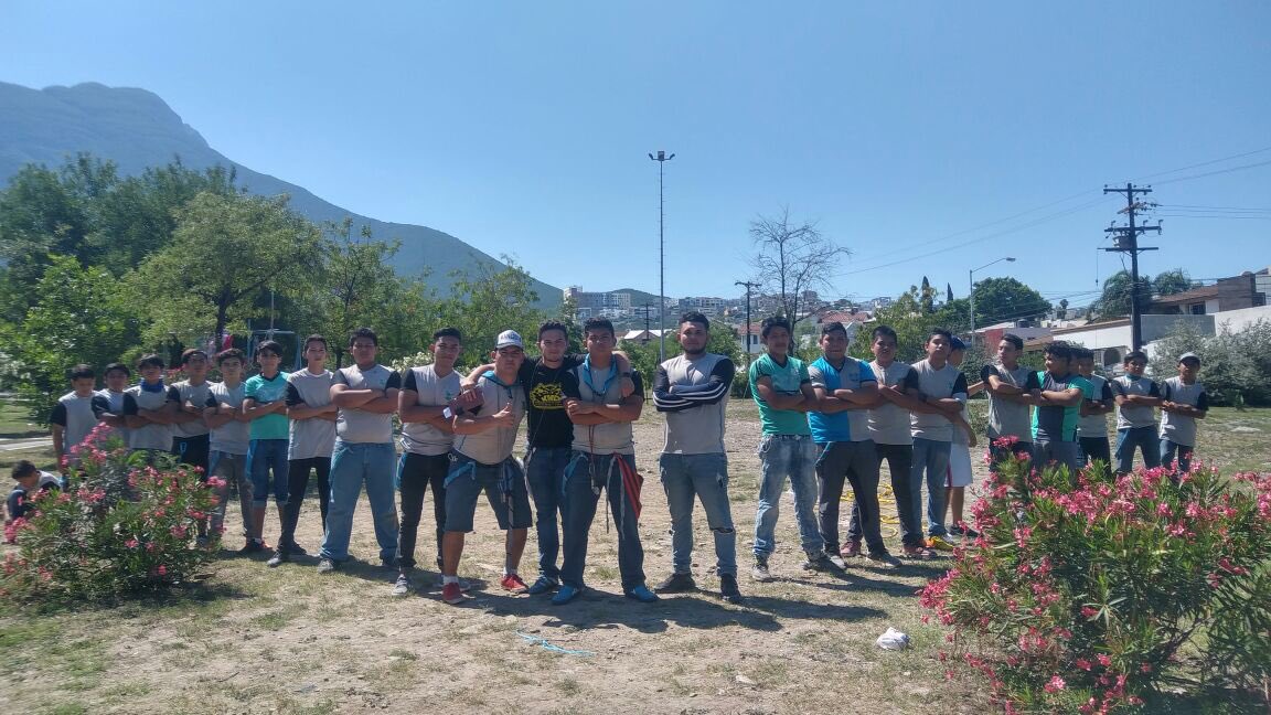 RubeenJesus's tweet photo. appreciation tweet a mis asesorados por que se lo merecer #cobraslocas https://t.co/a1MsagWJix