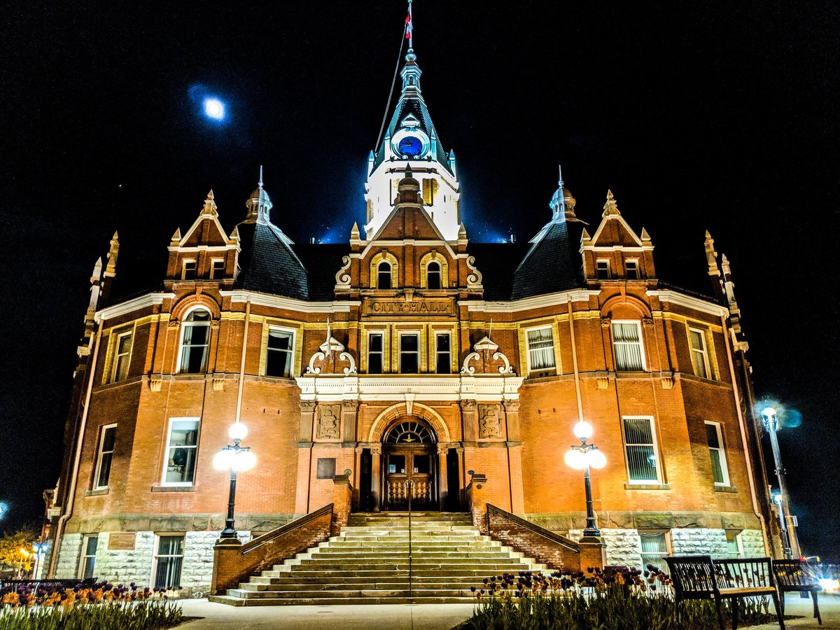 brandonvollmer_'s tweet photo. Some evening adventures in one side of my families home town🤙
.
.
.
.
.
#stratford #ontario #thistownremindsmealotofvictoria #neverstopadventuring #nature #torontolights #pnwdiscovered #bcparks #pnw #pnwbc #kelownaviews #dailyviewbc #dailyviewkelowna #thediscoverer #explorebc https://t.co/f7b2inoc4c