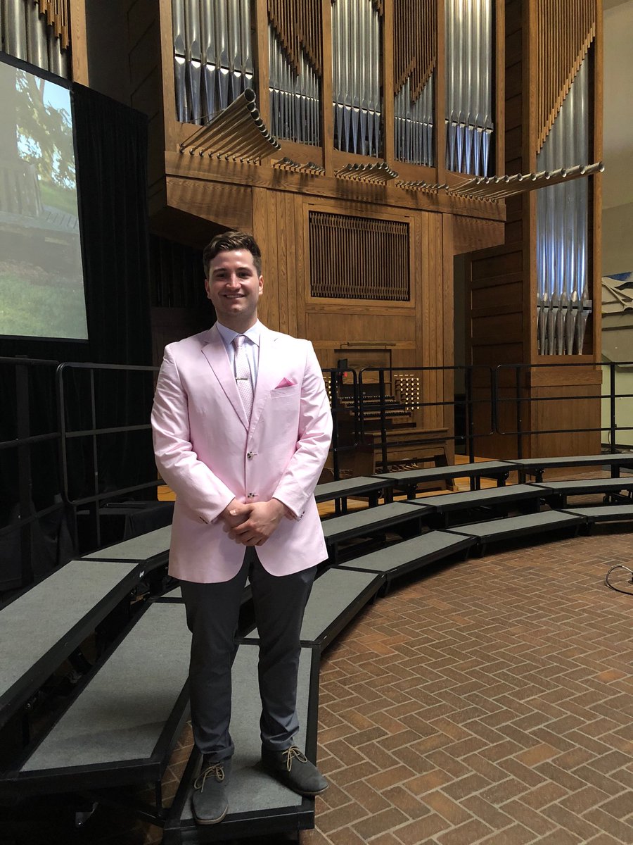 RollingMeadowsOrca (@reggiengood) on Twitter photo 