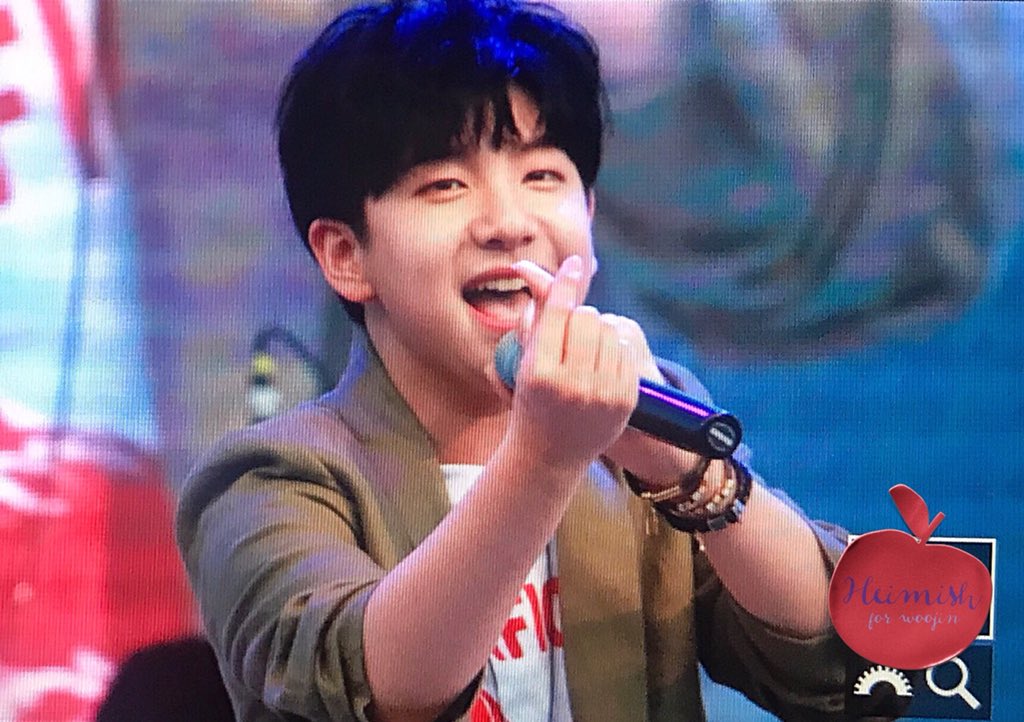heimish_0402's tweet photo. 180526 라쇼 

#더이스트라이트 #더이라 #이우진 #우진
#TheEastLight #WooJinLee #WooJin https://t.co/Ss8f3T8yXv