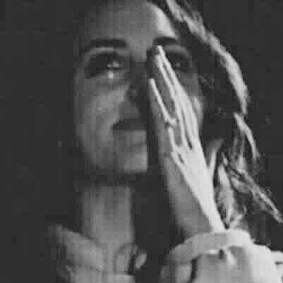 تنهااااار دمووووعي شوقاّّ إليك  ...