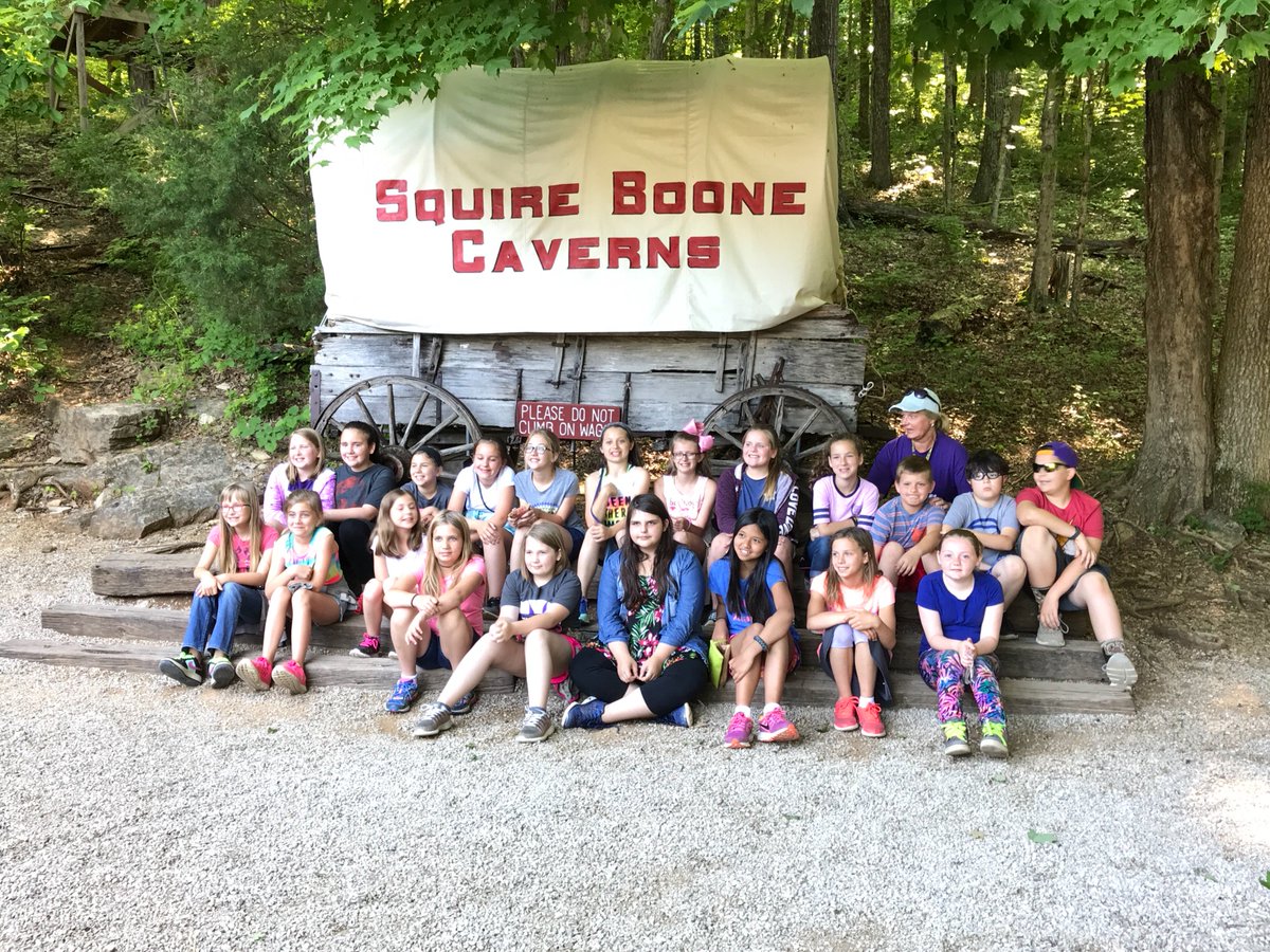 MarilynDoan's tweet photo. I WILL MISS MY STUDENTS...WHAT A GREAT GROUP! Good Luck in Middle School! #EWAUBU #middleschool #EWLIttles #spoton https://t.co/ozykef3zsB
