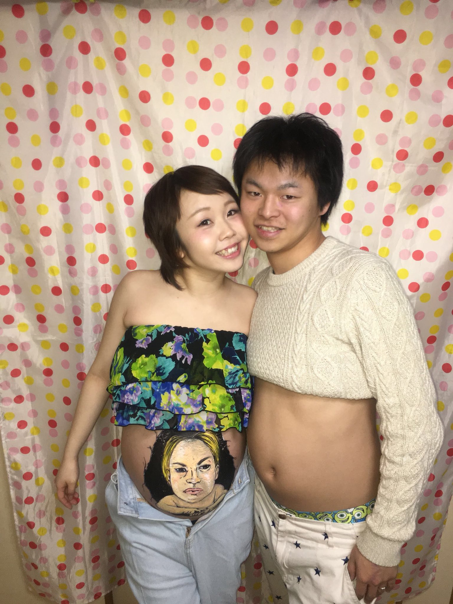 あやなん 妊婦の時の方が顔痩せてるし肌が今より断然キレイなんだよな 授乳が終わって 一気に肌荒れした 思春期の男の子みたいな肌になってる すいません女性ホルモン下さい 笑 てかこのマタニティアートほんとやばい 笑 T Co