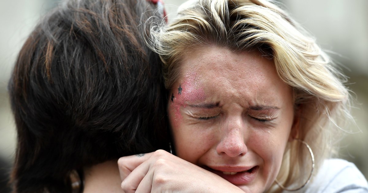 35년 만에 '임신중단 합법화' 아일랜드: 거의 모든 연령층이 YES를 말하다 (화보): 국민 대다수가 '가톨릭 신자'인 아일랜드에서 '여성 인권'을 위한 역사적인 승리가 이뤄졌다.🎉🎉🎉 huffp.st/BGYKtVN