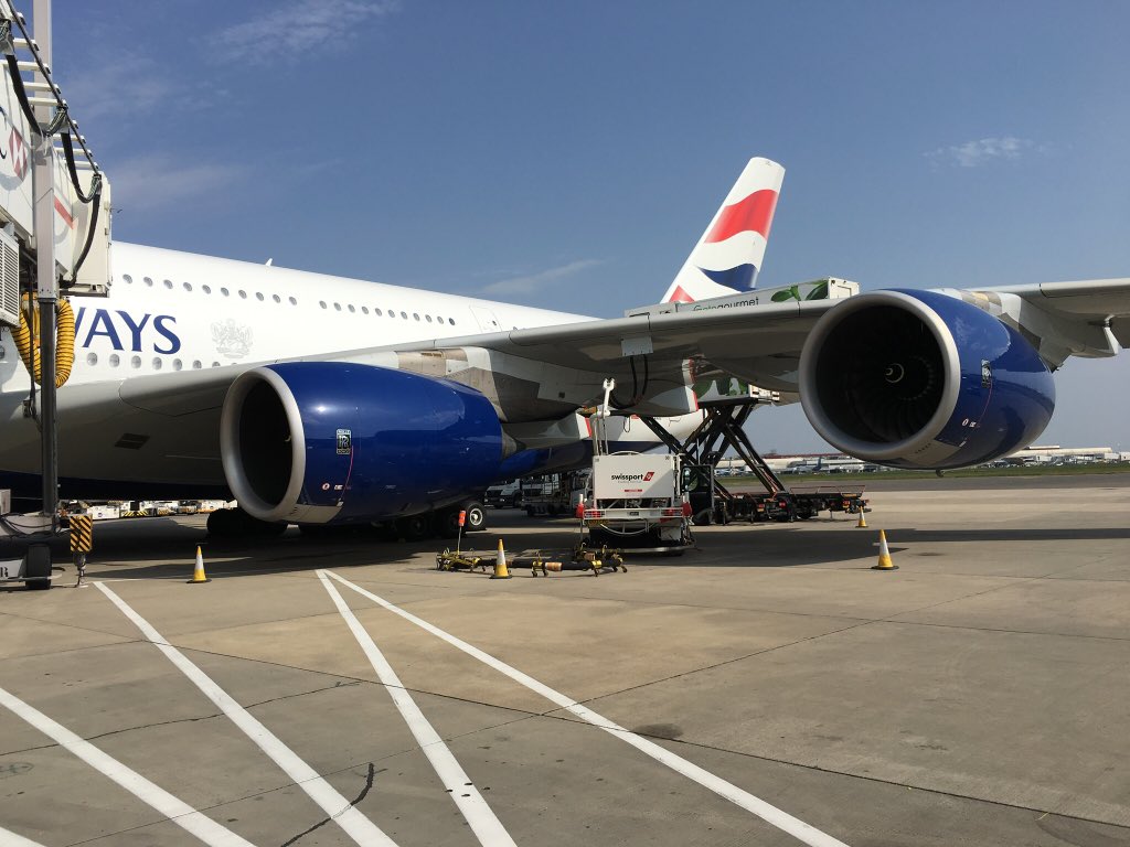 DaveWallsworth's tweet photo. Nelly G-XLEL #A380 having a fuel drink. The size of the fuel truck gives an idea of just how big the A380 is! https://t.co/WdB7XmBlOW