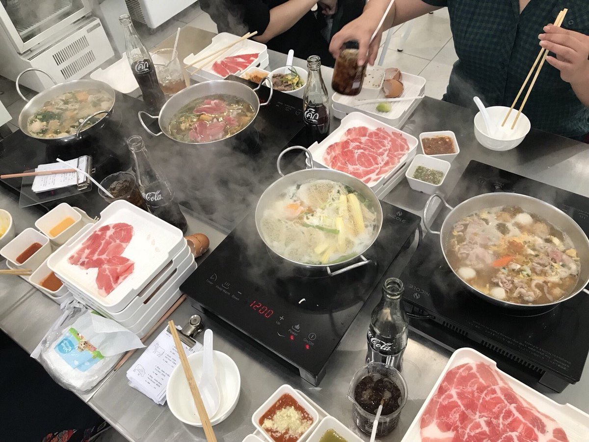 thisisbaszy's tweet photo. เจอกันเพื่อกินจริงๆ ทุกคนล้วนตั้งใจกิน 😂
@jongin6188 @xobhyunxo @UMIM_APHINYA
#shabulab https://t.co/QI0a7L0mMo