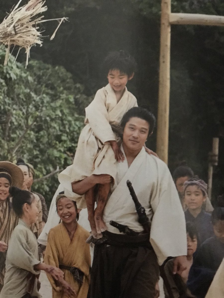 あるてーしあ U Tvitteri 子供を肩に乗せるのが日本一似合う俳優 鈴木亮平 西郷どん メイちゃんの執事 あるてーしあ U Tvitteri 子供を肩に乗せるのが日本一似合う俳優 鈴木亮平 西郷どん メイちゃんの執事