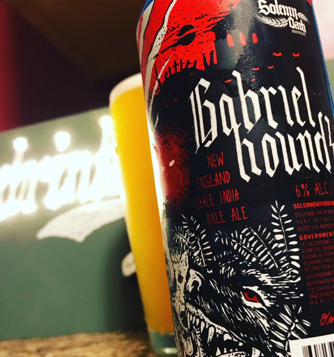 aboveparbrews's tweet photo. Really liking this one @solemnoathbeer and the #canart is unreal as always @Jourdon_  Keep pumpin out masterpieces🍻 #beertweets #neipa #beeroclock #tryit https://t.co/MKhpQU1aU3