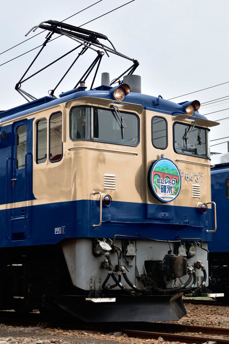 やまぶき En Twitter Ef64 37が原色化するって言って50人中100人がやりそうな塗装 大嘘