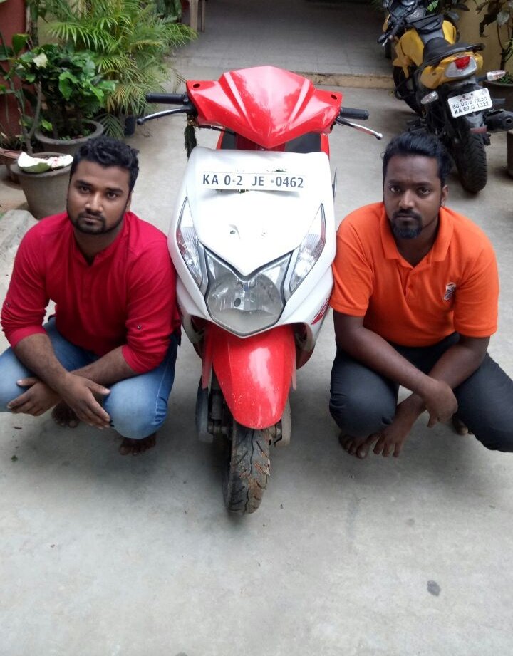 DCP EAST (@dcpeastbcp) on Twitter photo Successfully detected molestation case of a techie in @Jbnagarbcp ps limits, arrested both accused identified as Bilal Hussain, Ali Ahamed of Nagarbhavi, seized scooter used for offence
<a href="/CPBlr/">CP Bengaluru ಪೊಲೀಸ್ ಆಯುಕ್ತ ಬೆಂಗಳೂರು</a> <a href="/AddlCPEast/">ADDL. CP EAST</a>
<a href="/BlrCityPolice/">ಬೆಂಗಳೂರು ನಗರ ಪೊಲೀಸ್ BengaluruCityPolice</a> committed for #womanProtection Successfully detected molestation case of a techie in @Jbnagarbcp ps limits, arrested both accused identified as Bilal Hussain, Ali Ahamed of Nagarbhavi, seized scooter used for offence
<a href="/CPBlr/">CP Bengaluru ಪೊಲೀಸ್ ಆಯುಕ್ತ ಬೆಂಗಳೂರು</a> <a href="/AddlCPEast/">ADDL. CP EAST</a>
<a href="/BlrCityPolice/">ಬೆಂಗಳೂರು ನಗರ ಪೊಲೀಸ್ BengaluruCityPolice</a> committed for #womanProtection