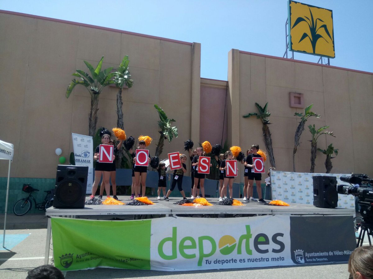 Día del Pedal en Torre del Mar y Vélez-Málaga .Mensaje de despedida NO ES NO.
#CustodioPugaNoPara 
@educacionenmlg <a href="/AMIVELBSR/">AMIVEL Reyes Gutiérrez</a> <a href="/Malagaconvive/">Gabinete Convivencia e Igualdad</a>