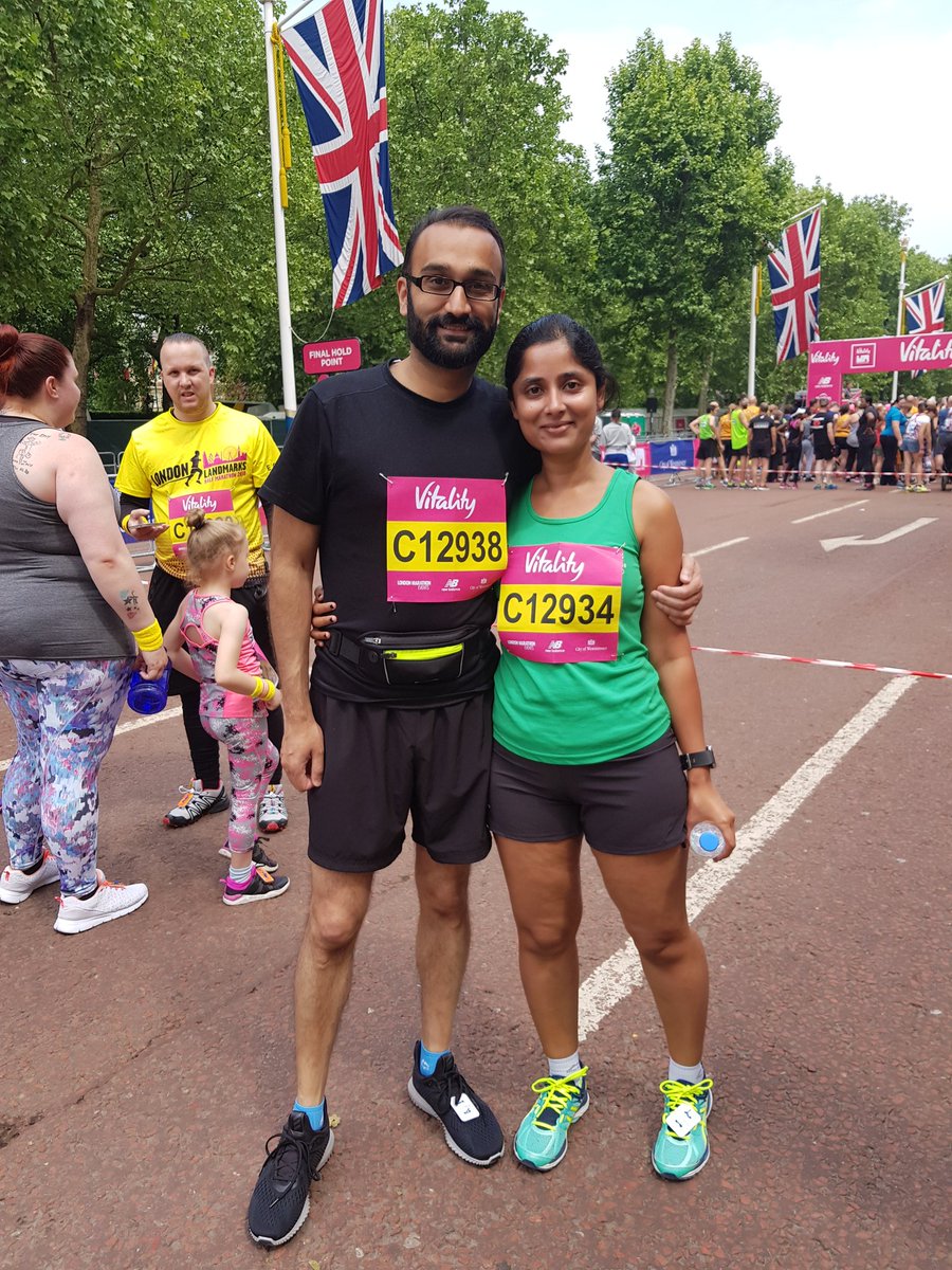 DollyGarland's tweet photo. Race ready.
@WestminsterMile #runner #ukrunchat @runnersworlduk #RWFirstMile https://t.co/wHHFsrFbJ3
