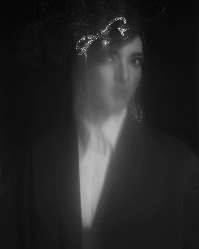NRamadhani's tweet photo. We are shaped by our thoughts; we become what we think. When the mind is pure, joy follows like a shadow that never leaves.
-Buddha
Muse @ramadhaniabakrie in @umammiofficial 
Headpiece by @rinaldyyunardi 
Photo by @agussantosoyang @agsfoto 
Styled @iwanl… https://t.co/VRlWMSvTeM https://t.co/oqurNMcIJK