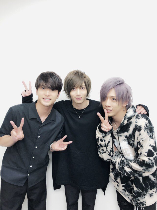 中村優一 V Twitter 映画 黒蝶の秘密 完成披露試写会 足を運んでくださった皆様 有難うございました 今年の秋に公開されます また詳しい日にちが決まりましたら お伝えしますね 宜しくお願い致します 染谷俊之さん 永尾まりやさん Chiyuさん 司会