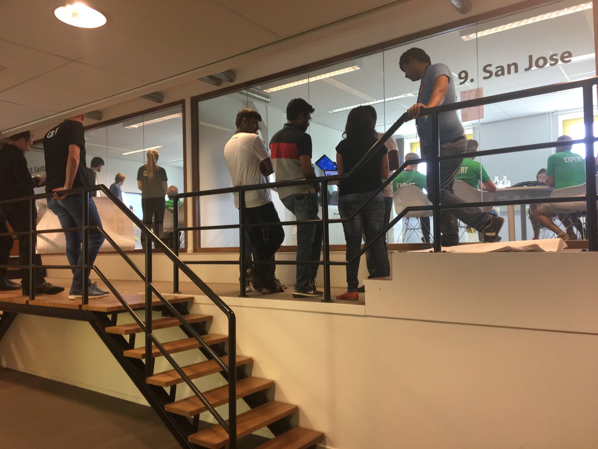 dutchhackathon's tweet photo. Awesome ideas are born @dutchhackathon #dutchhack18. Thanks to hackers and @Het_Kadaster @KPN @Politie @PostNL @SIDN @KIVI_NL @DIF079 https://t.co/fJr3jCPr5b
