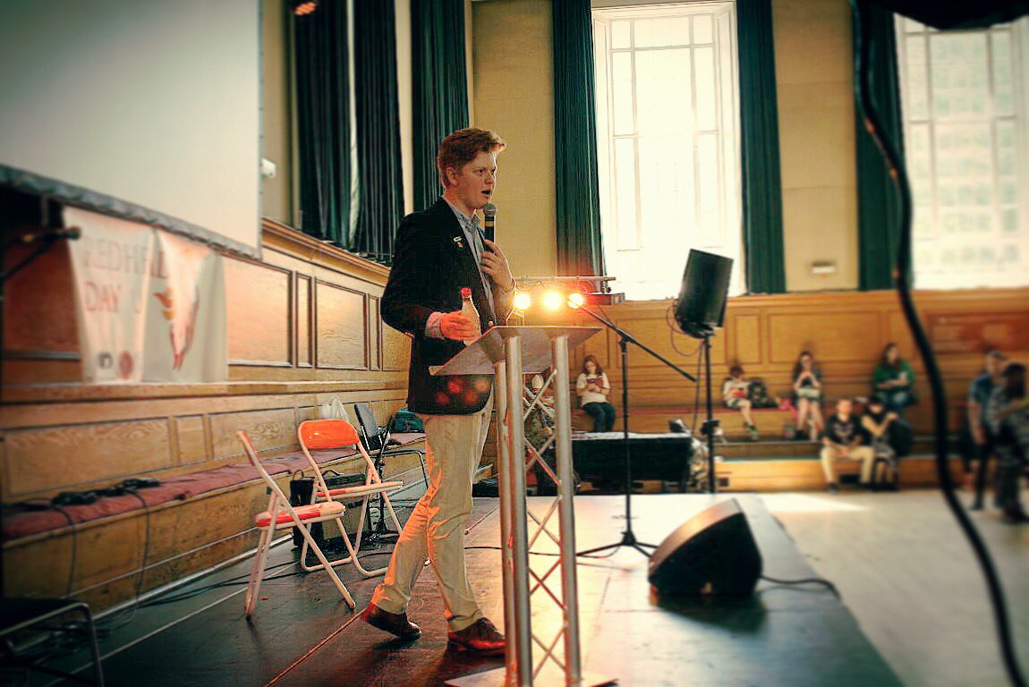elliotjbrown's tweet photo. Yesterday was one week since @RedheadDay_UK.

Without doubt one of the most unique and most special moments of life.

YES, OF MY LIFE.

#GingerArmy https://t.co/7QPpV2Aap6