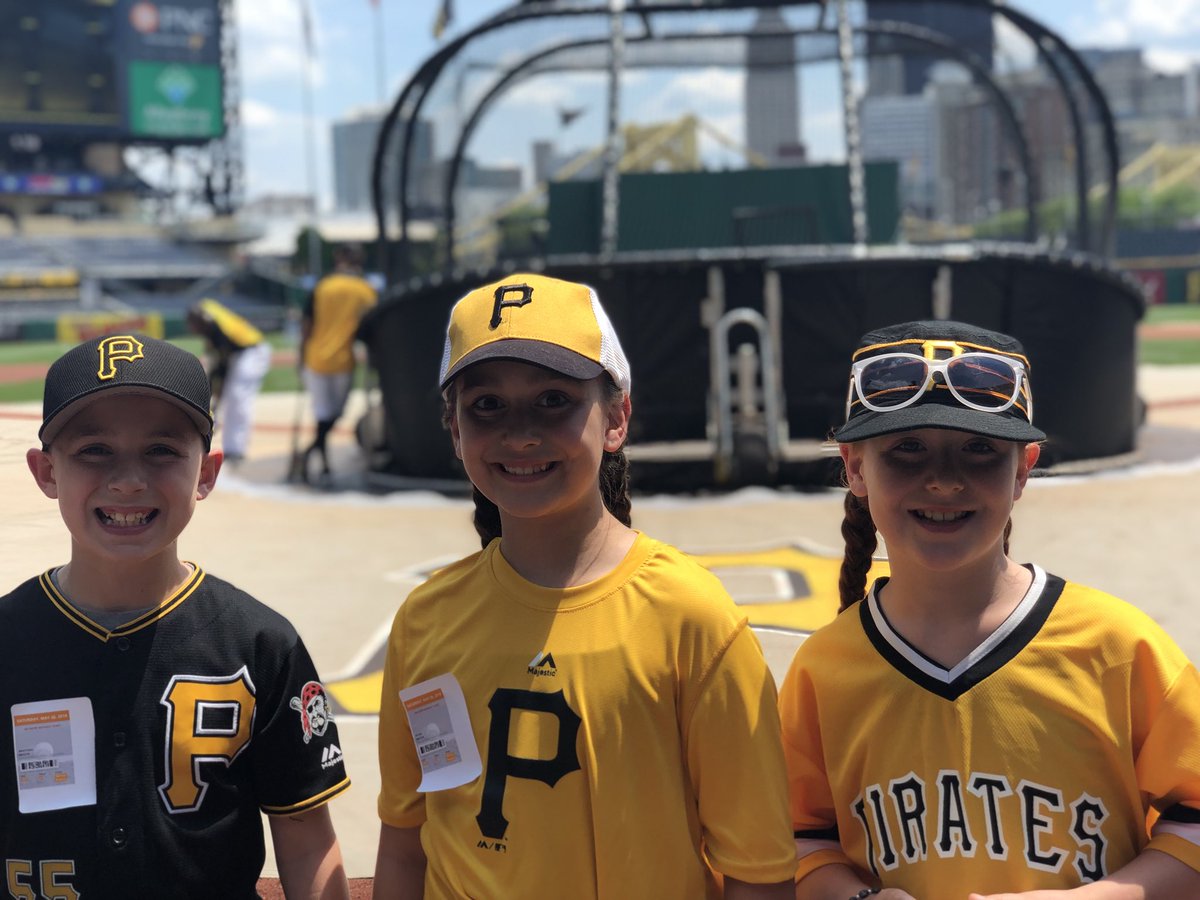 jvickersftw's tweet image. These kids had their first home @Pirates game yesterday and they were so happy!! #letsgobucs #thanksjosh #thanksfunky