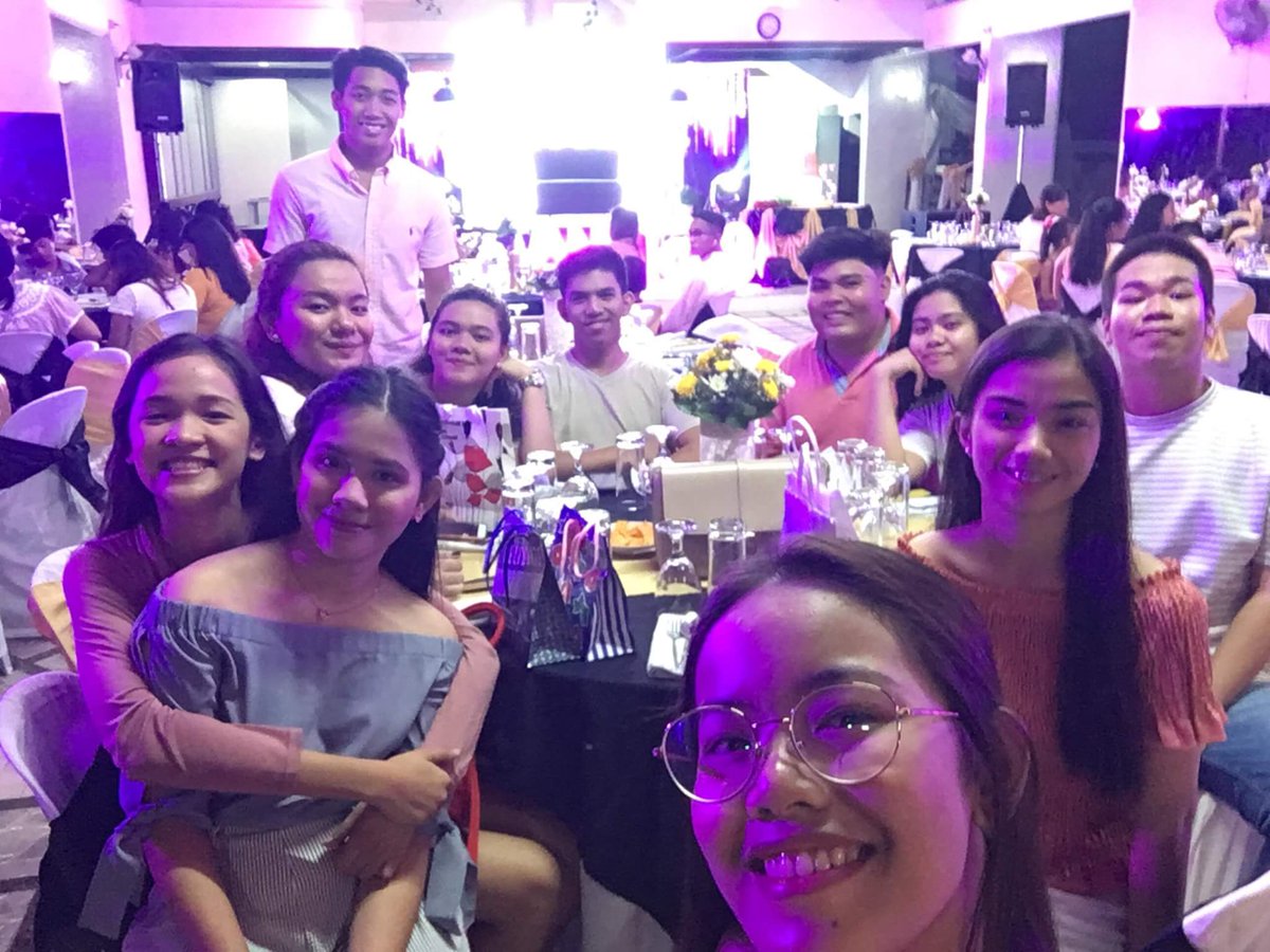 _vinsmokes's tweet photo. Perpekto. #Squad4lyf https://t.co/vvBiWHUWZD