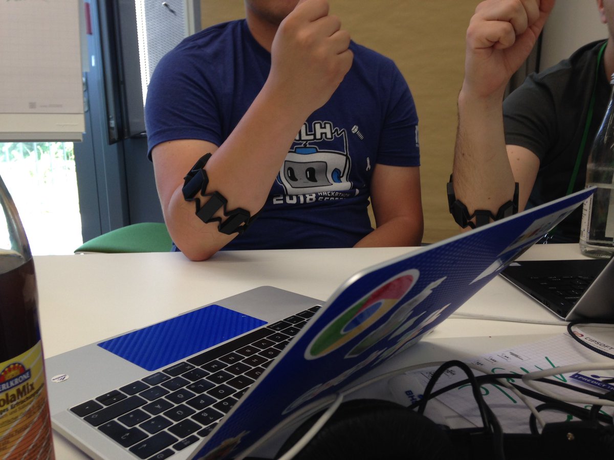 uteksch's tweet photo. Final changes to our awesome project quaternion @hackaburg @93mSchwarz #hackaburg18 https://t.co/IYyr0ZG2qR