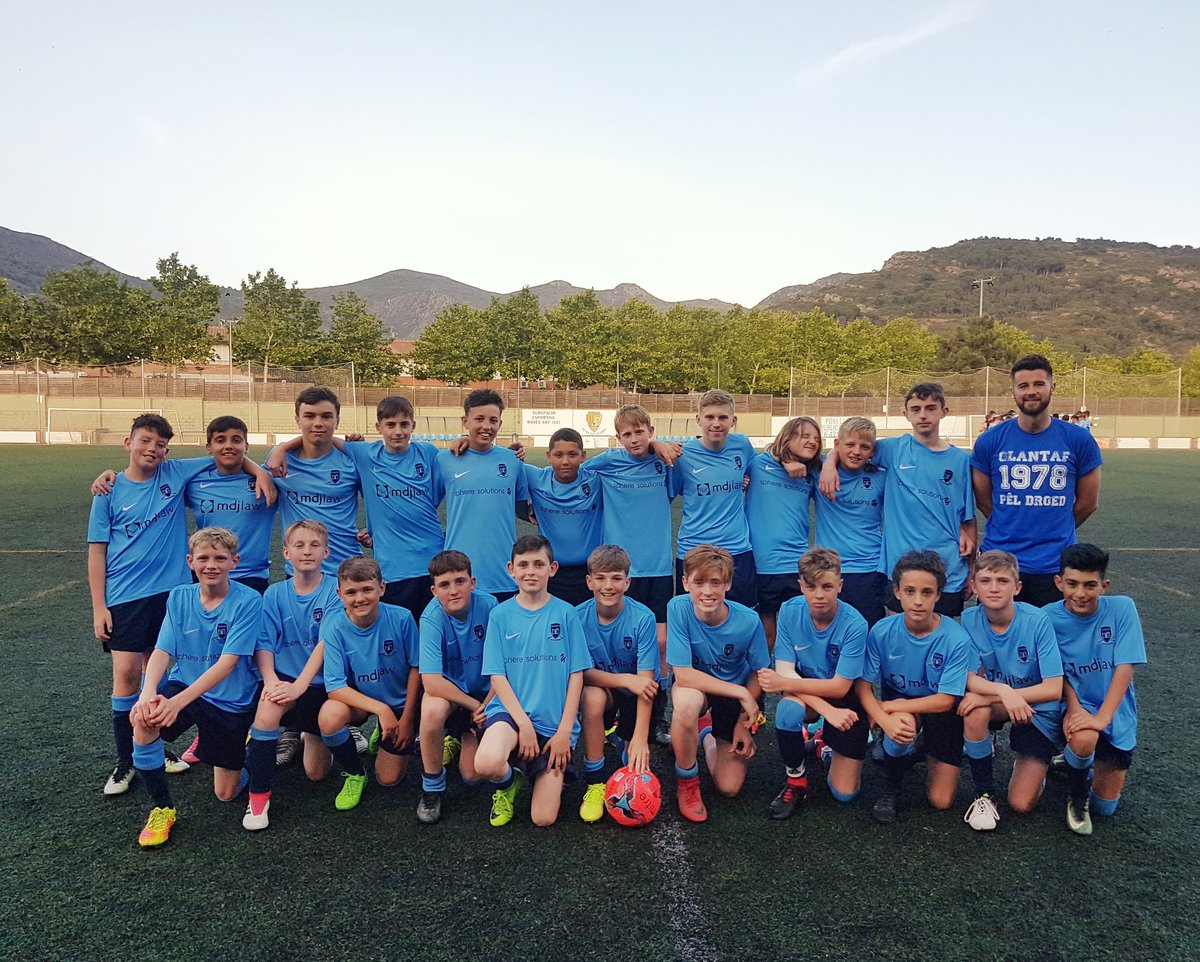 Pêl-Droed Glantaf tweet media