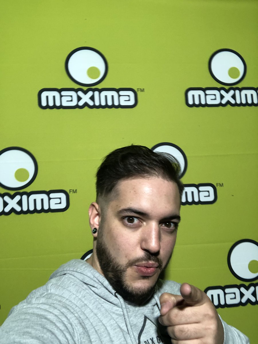 Los40Dance's tweet photo. ¿Sueño?😴 ¡Qué va!⏰🎶 👉🏻 Ganas de bailar 💃🏻 musicote esta mañana de Domingo 👌🏻😁

@GermanPascualFM te pincha pelotazo tras pelotazo hasta las 15:00 (14hs en Canarias)

#Sueño 0 - 1 #ElChicoDeLosFindes

#EnMaximaGermanPascual #FelizDomingo #PuroDance #Musicote #PuroWeekend https://t.co/AGVV969fQs