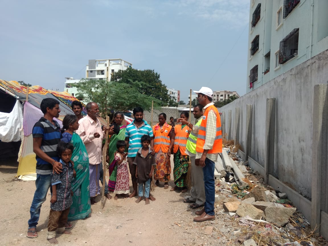 amoh_circle20's tweet photo. @BinduBhargaviL @SMaheshSS @KTRTRS @CommissionrGHMC @GHMCOnline Counselling remaining people to remove their huts from govt. Land https://t.co/nttZuBiXyB