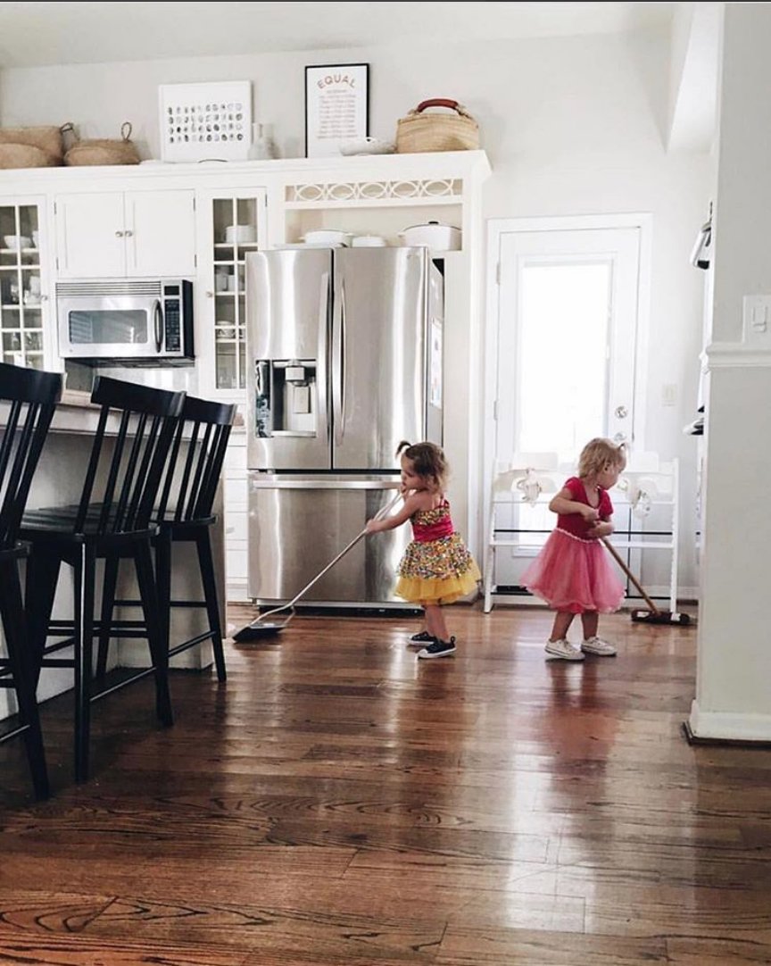 KoboldUKandIRE's tweet photo. Heart . Melting! 😍💜

How cute is this photo from @kcstauffer of her little ladies getting to work on the kitchen floor. 

They need a Kobold SP600! 😉 https://t.co/39zxI5KHEl