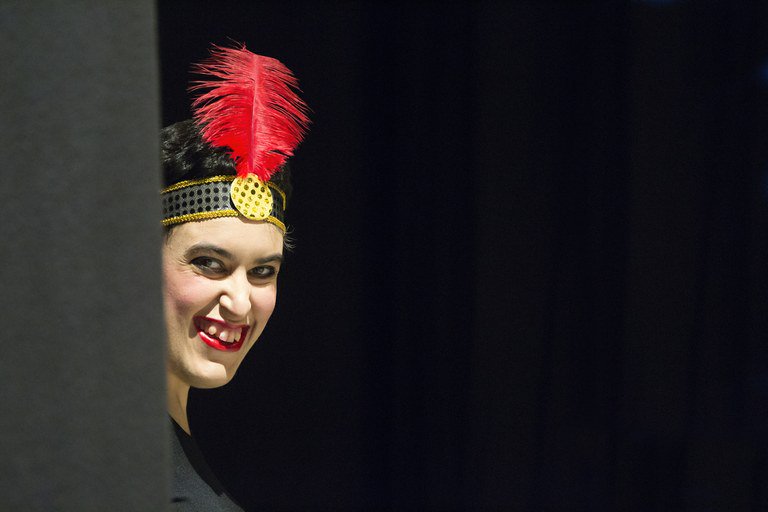 TGNcultura's tweet photo. 🎭 Avui el #TeatreTGN estrena #Twestern, un musical de @TeatreGanyotes i #ClubVaixell, en què hi participen 40 actors i actrius amb diverses discapacitats https://t.co/Ponw7iAhzY https://t.co/ruMzHcgBGu