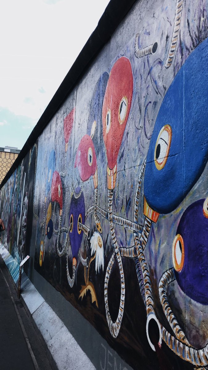 Wir haben die Konzentrationslager und die Mauer besucht. #intercanvibc1718 #ichliebedeutsch