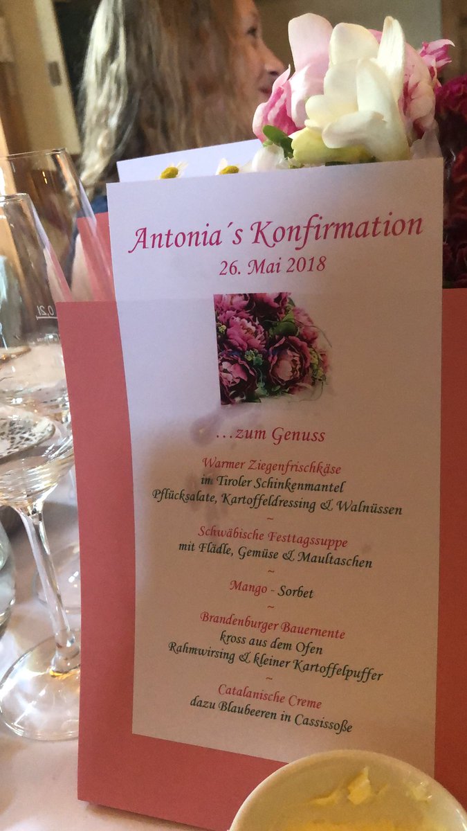 Heute war die Konfirmation von Antonia. Ich bin mit Claudia gegangen. #intercanvibc1718 #ichliebedeutsch