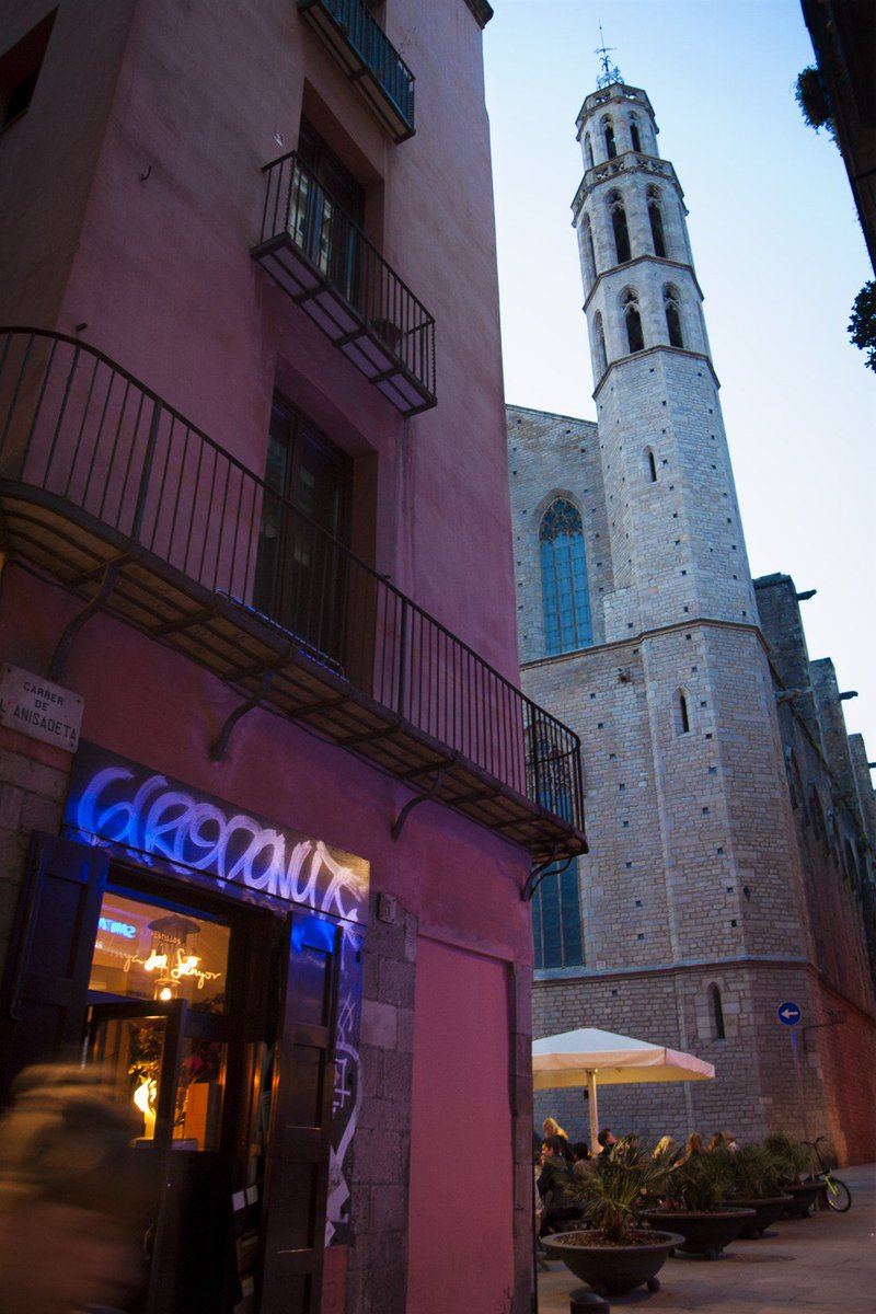 Photowalk in El Born barcelonatoursphotography.com/photowalk-born/