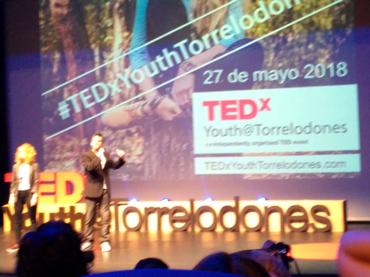 rt105ideas's tweet photo. Comienza #tedxyouthtorrelodones https://t.co/k1bTHClQCG